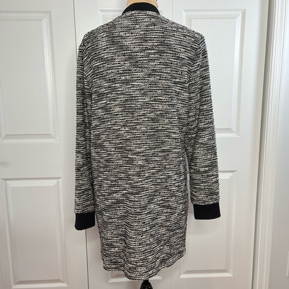 Sanctuary Women's Black and White tweed bomberJacket, long, zipper front ,size L - Picture 5 of 17